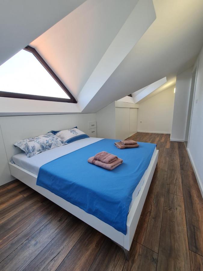 Luxury Penthouse With Panoramic View Lägenhet Ulcinj Exteriör bild
